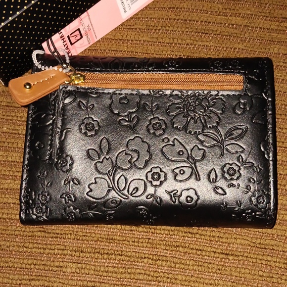NWT Stone Mountain Spring Bloom Embossed Bonded Leather Wallet in Gift Box - Picture 4 of 13